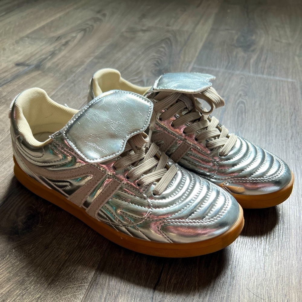 Steve Madden Madrid Sneakers - Silver (6.5)
